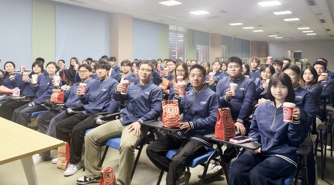 1762514257688974.jpg 合照1.jpg